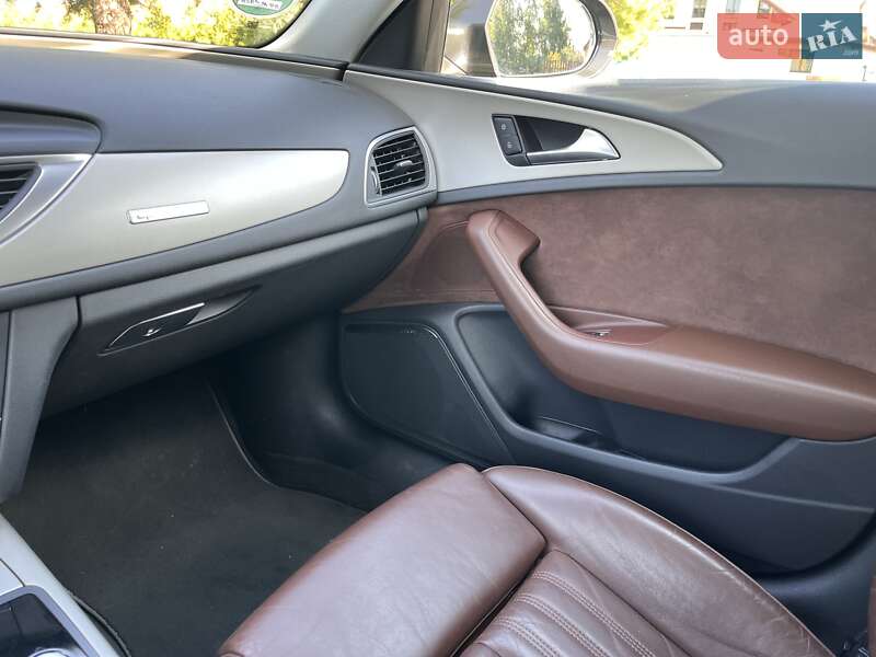 Универсал Audi A6 2015 в Киеве