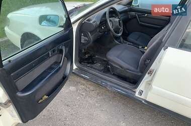 Универсал Audi A6 1996 в 