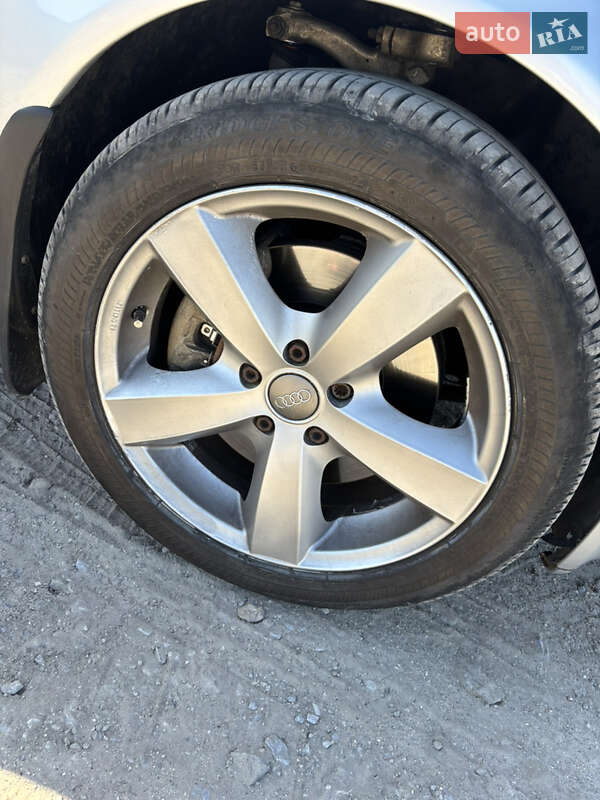 Седан Audi A6 2004 в Смілі