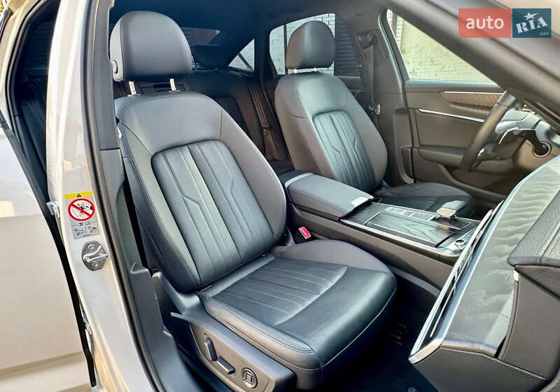 Седан Audi A6 2019 в Днепре
