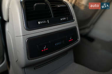 Седан Audi A6 2013 в 