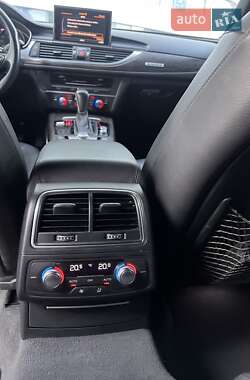Седан Audi A6 2016 в 
