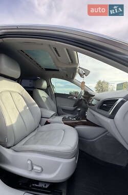 Седан Audi A6 2014 в 