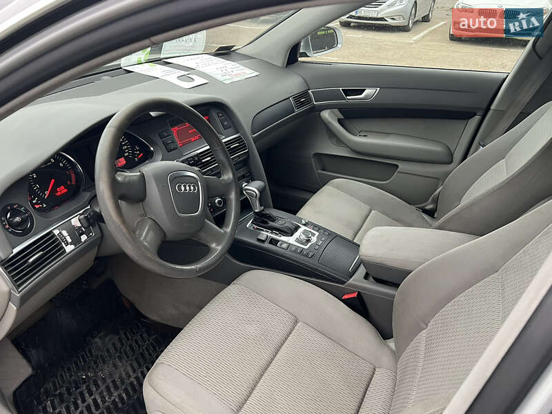 Седан Audi A6 2004 в Первомайську