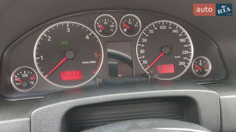 Седан Audi A6 2003 в Березному