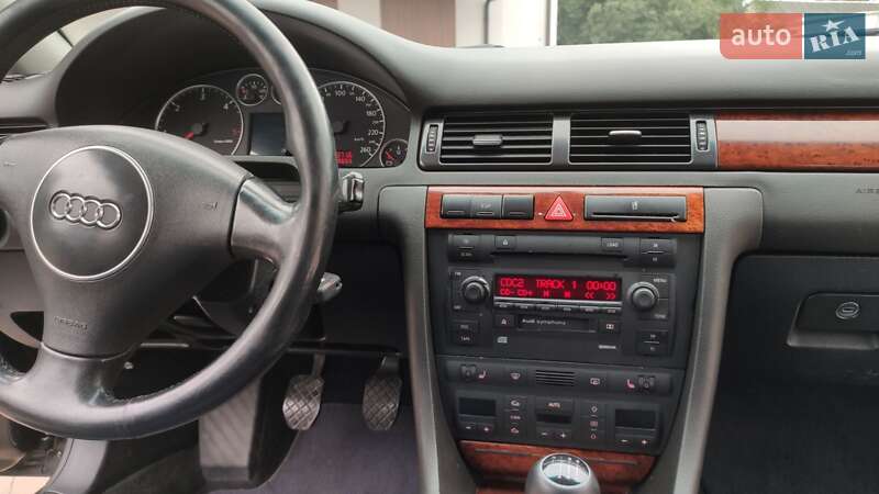 Седан Audi A6 2003 в Березному