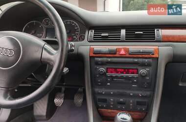 Седан Audi A6 2003 в 
