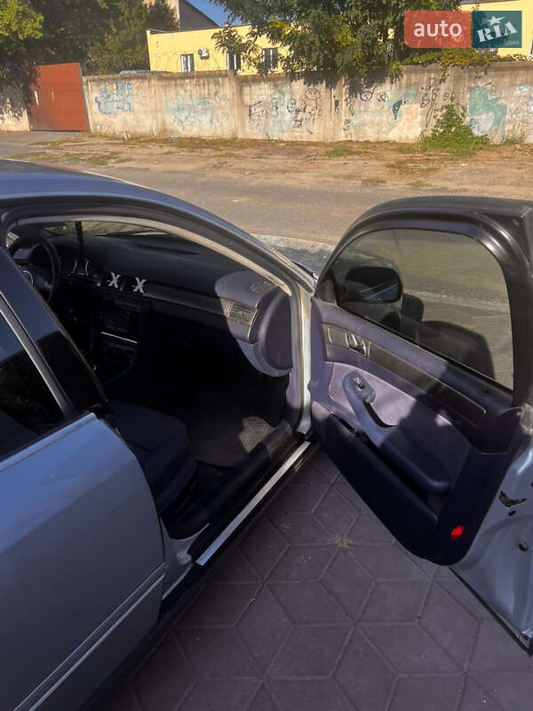 Седан Audi A6 1998 в Запорожье