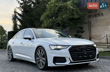 Седан Audi A6 2018 в 