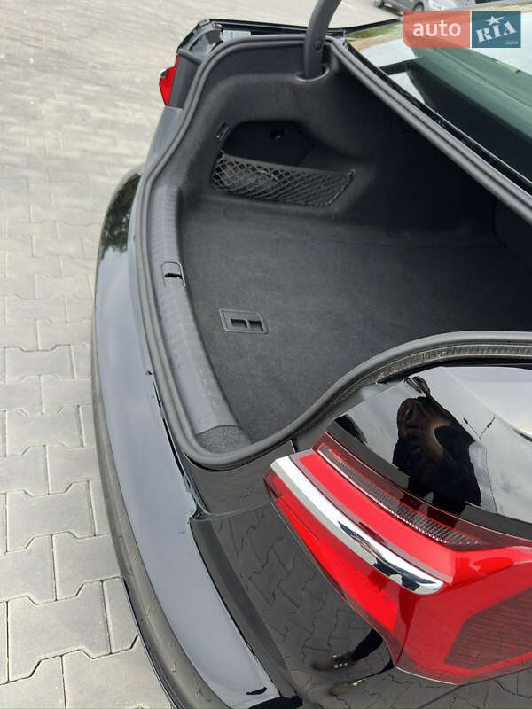 Седан Audi A6 2019 в Луцке