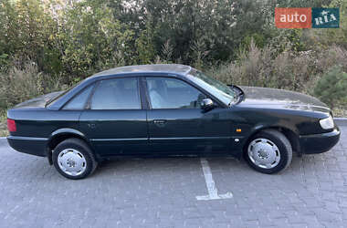 Седан Audi A6 1996 в 