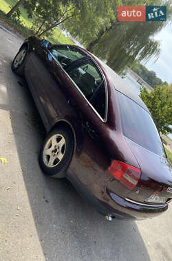 Седан Audi A6 2001 в 