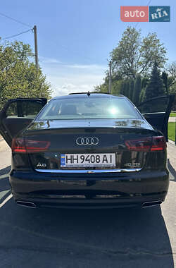 Седан Audi A6 2015 в 