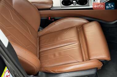 Седан Audi A6 2020 в 