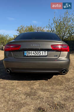 Седан Audi A6 2013 в 