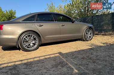 Седан Audi A6 2013 в 