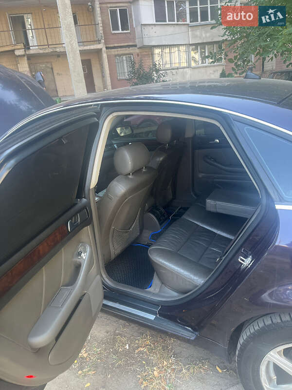 Седан Audi A6 2003 в Днепре