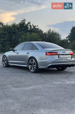 Седан Audi A6 2012 в 