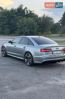 Седан Audi A6 2012 в 