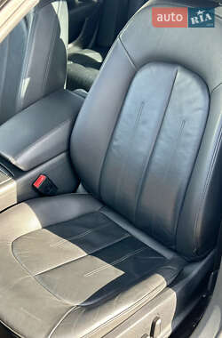 Седан Audi A6 2013 в 