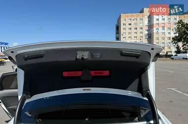 Седан Audi A6 2016 в 