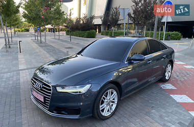 Седан Audi A6 2015 в 