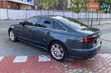 Седан Audi A6 2015 в 