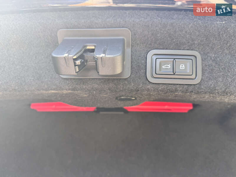 Седан Audi A6 2023 в Києві