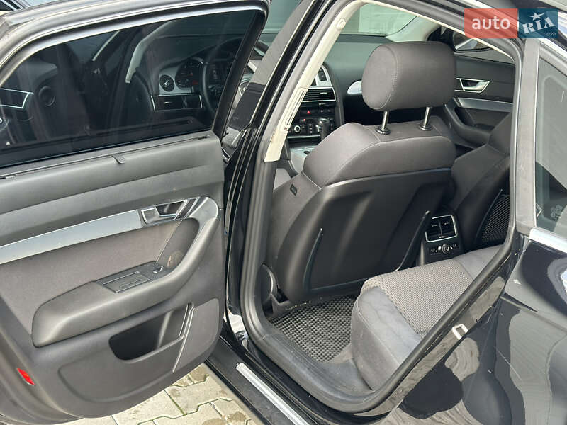 Седан Audi A6 2010 в Сарнах