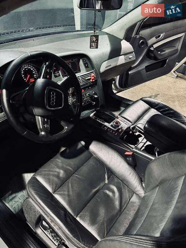 Седан Audi A6 2004 в Хусте