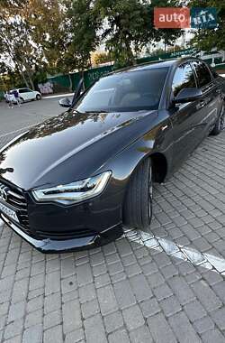 Седан Audi A6 2013 в 