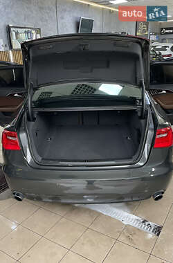 Седан Audi A6 2011 в 
