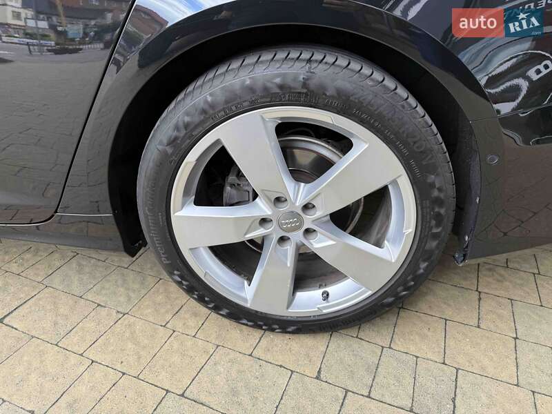 Седан Audi A6 2020 в Львове