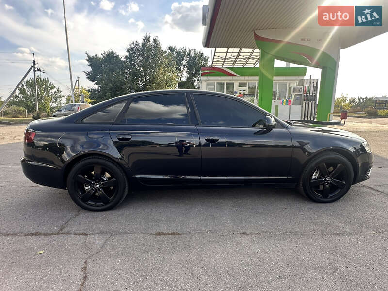 Седан Audi A6 2010 в Миргороді
