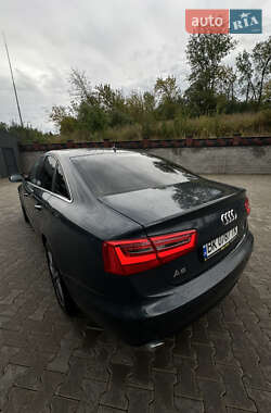 Седан Audi A6 2011 в 