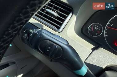 Универсал Audi A6 2001 в 