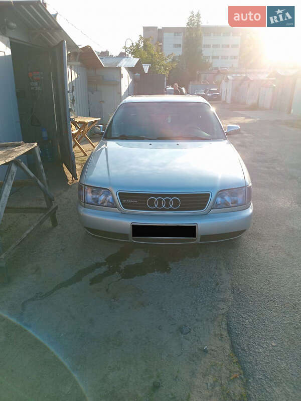 Седан Audi A6 1996 в Києві