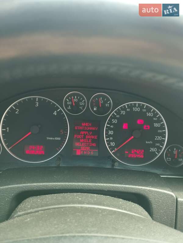 Універсал Audi A6 2003 в Голобах
