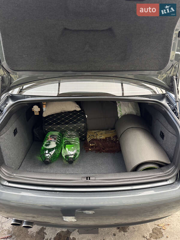 Седан Audi A6 2002 в Києві фото 6 Седан Audi A6 2002 в Києві