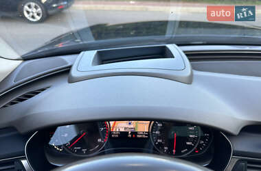 Седан Audi A6 2015 в 