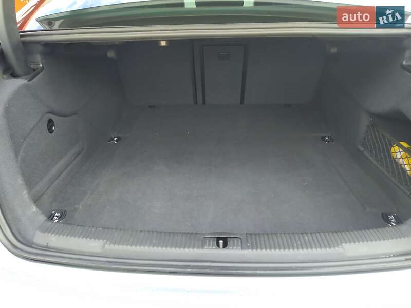 Седан Audi A6 2014 в Виннице