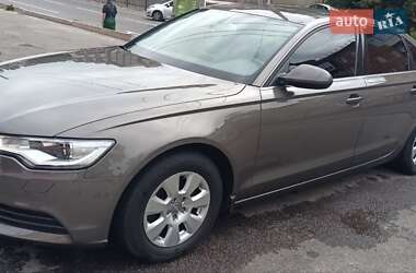 Седан Audi A6 2012 в 
