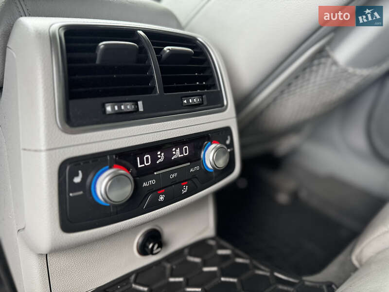 Седан Audi A6 2011 в Хмельницком