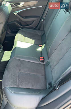 Седан Audi A6 2020 в 