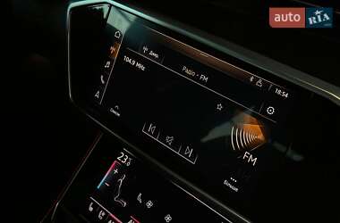 Седан Audi A6 2019 в 