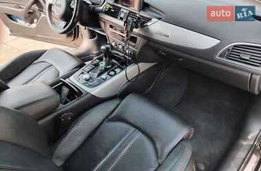 Седан Audi A6 2015 в 
