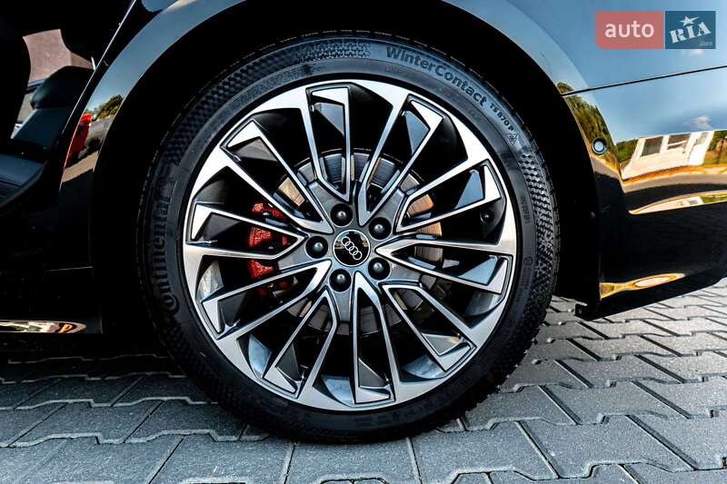 Универсал Audi A6 2021 в Черновцах