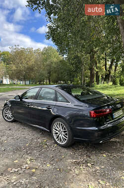 Седан Audi A6 2015 в 