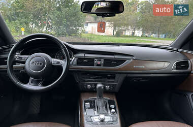 Седан Audi A6 2015 в 
