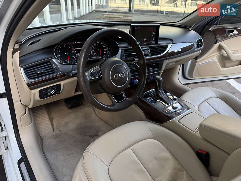 Седан Audi A6 2015 в Киеве